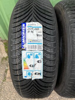 Zimné pneumatiky Michelin 205/65R16 - 2