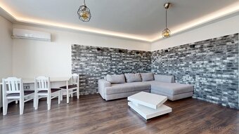 Laminát tmavohnedy - 2