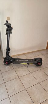 Elektrická kolobežka Mercane WideWheel Pro - 2