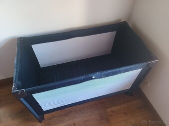 Predám prenosnú-skladateľnú detskú postieľku - 2