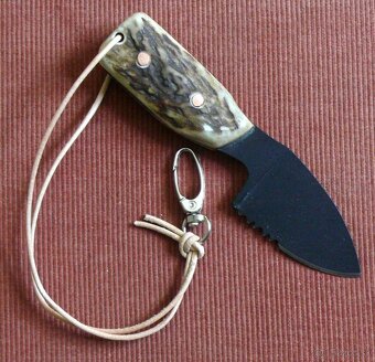 Mini lovecký nôž na krk. - 2