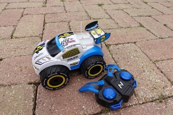 2 RC autá s ovládačom - 2