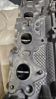 Repasovana hlava kia ceed - 2