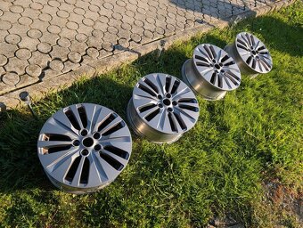 Suzuki Vitara,SCross,SX4... - 2