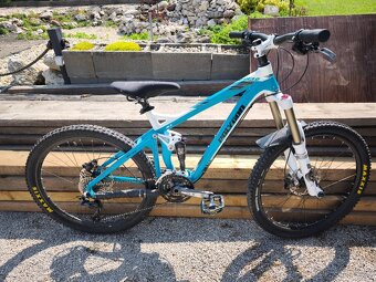 Predám celoodpružený horský bicykel poligon ax 3.0 - 2