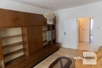 Na predaj 3 izbový byt s balkónom v Humennom - 2
