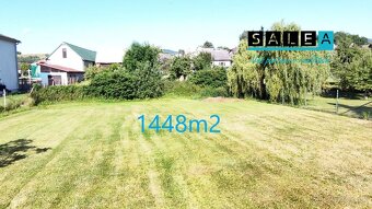 stavebný pozemok v strede obce Kosrím o rozlohe 1448m2 - 2