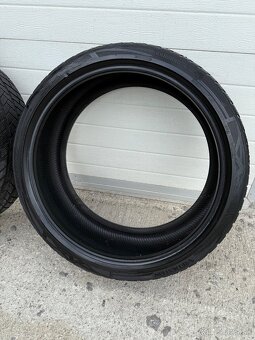 Vredestein 255/35 R21 zimné - 2