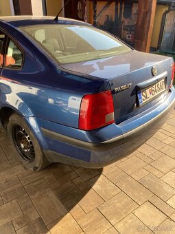 Volkswagen Passat - 2