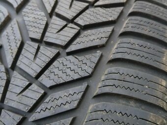 255/45 R 19 104 V XL zimné HANKOOK 100 % stav. - 2
