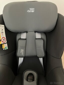 Rezervovane - Autosedačka Britax Romer Dualfix M i-size - 2