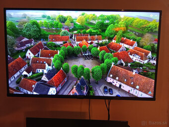 Thomson 4K QLED Android Smart - 2