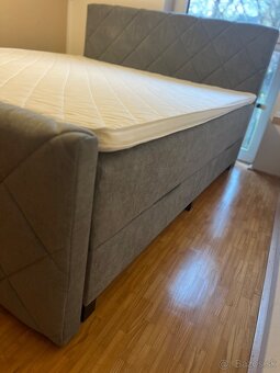 Nova manzelska postel - 2