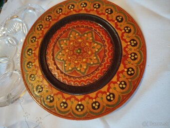 Drevený dekoračný tanier - 2