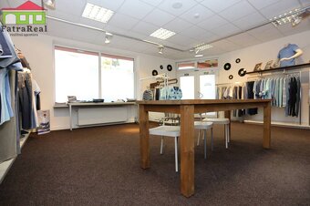 Na prenájom elegantné priestory v centre mesta Ružomberok - 2