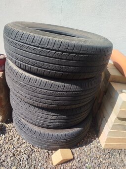 Letne pneu 215/70R16 - 2