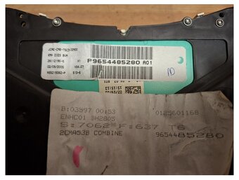 Prístrojový panel ( budíky ) Peugeot 307 - 2