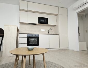 Realitný kancelária REALADR s.r.o. - 2