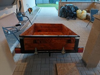 Prívesný vozík - 2