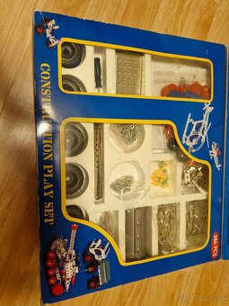 Konstrukcna stavebnica - 2