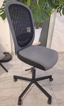 Kancelárska stolička - 2