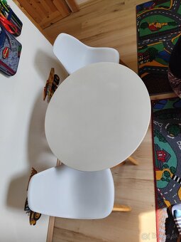 Detský stôl so stoličkami - 2