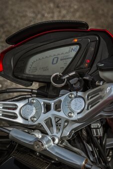 MV Agusta Dragster RR - 2