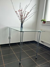 Skleneny stôl 118x68cm - 2