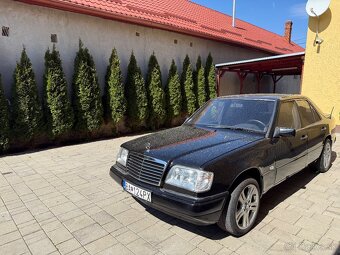 Mercedes 124 E200 - 2