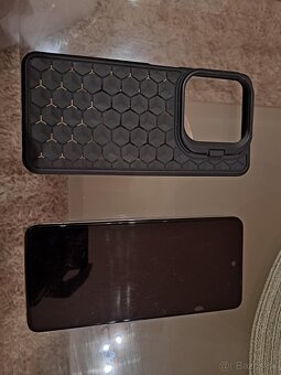 Predám telefón značky INFINIX HOT 40i - 2