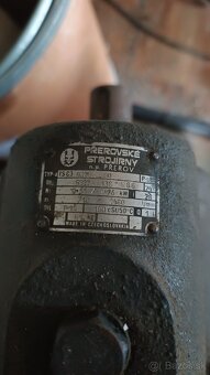 Elektromotor s prevodovkou - 2