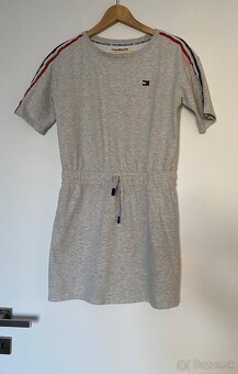 Tommy Hilfiger šaty XS - 2