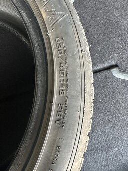 Dunlop zimné pneu 235/45 r18 - 2