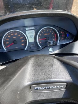 Predám motocykel-skúter Suzuki Burgman 400 automat r.v.2008 - 2