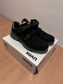 Uvex pracovná obuv - 2