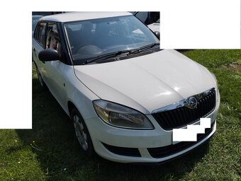 skoda fabia 2 combi 1.6 tdi rozpredam na diely , biela farba - 2