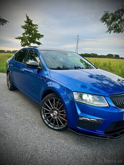 Octavia 3 Rs - 2