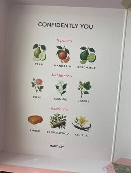 Mary Kay Confidently You set - 2