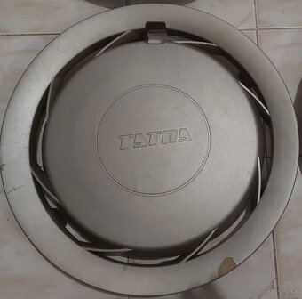 Tatra 613 puklice - 2