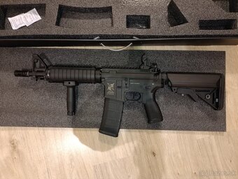 Airsoft zbraň - 2