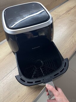 Teplovzdušná friteza Rohnson - 2