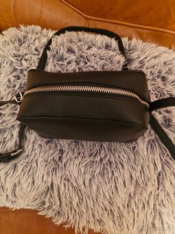 Mala kabelka Calvin Klein - 2