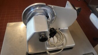 Nárezový stroj - 2