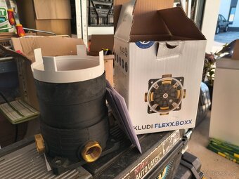 KLUDI flex box podomietkove teleso pre sprchu - 2