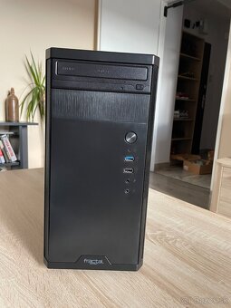 PC Ryzen 3 1200 + RX 570 16GB RAM + 1TB SSD - 2