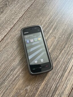 Nokia 5230 - 2