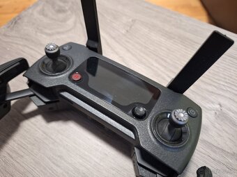 Diaľkový ovládač DJI GL200A - 2