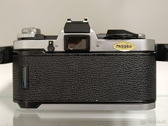 Fujica AX-5 s objektívom - 2