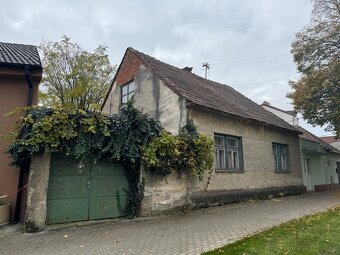 SEREĎ - dom na predaj v centre mesta - 2