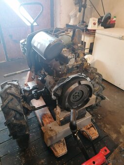 Oprava japonských malotraktor - 2
